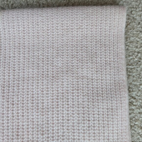 Halogen Cashmere Shaker Stitch Infinity Scarf Pale Pink - Picture 4 of 7